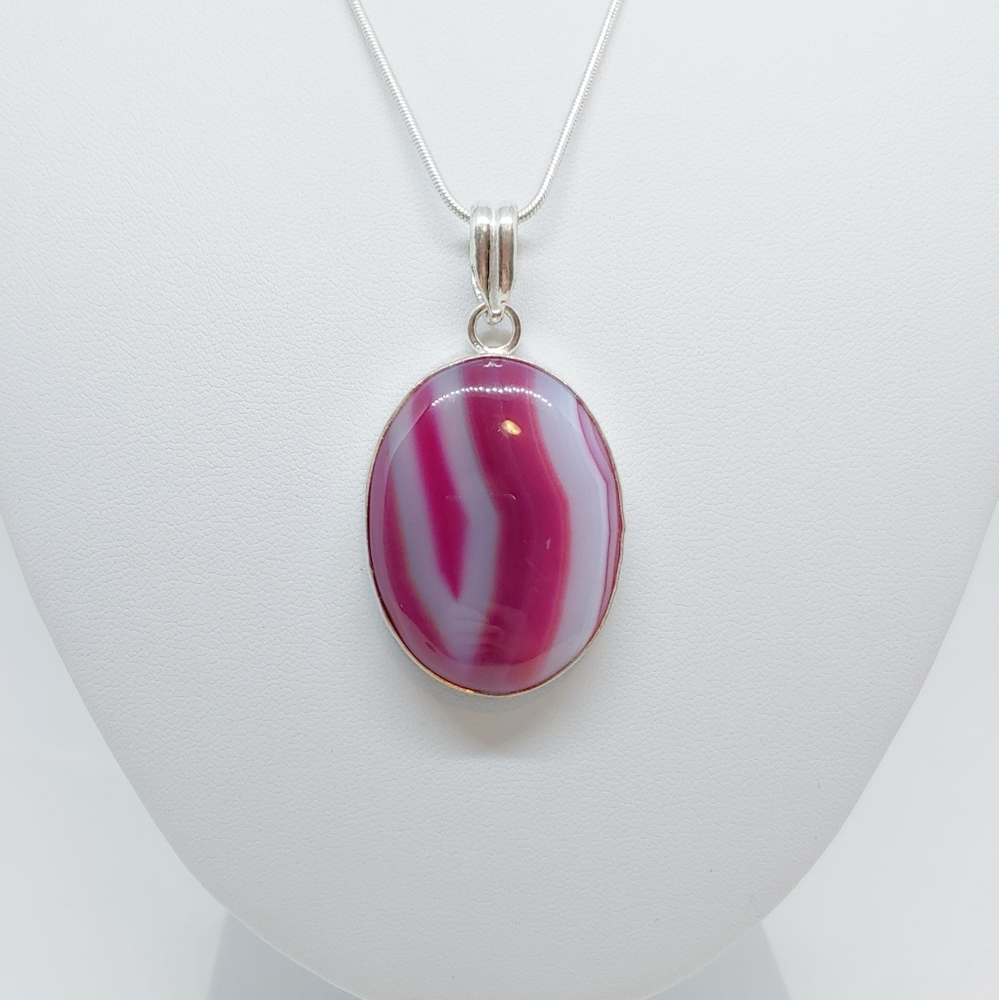 Pink agate pendant